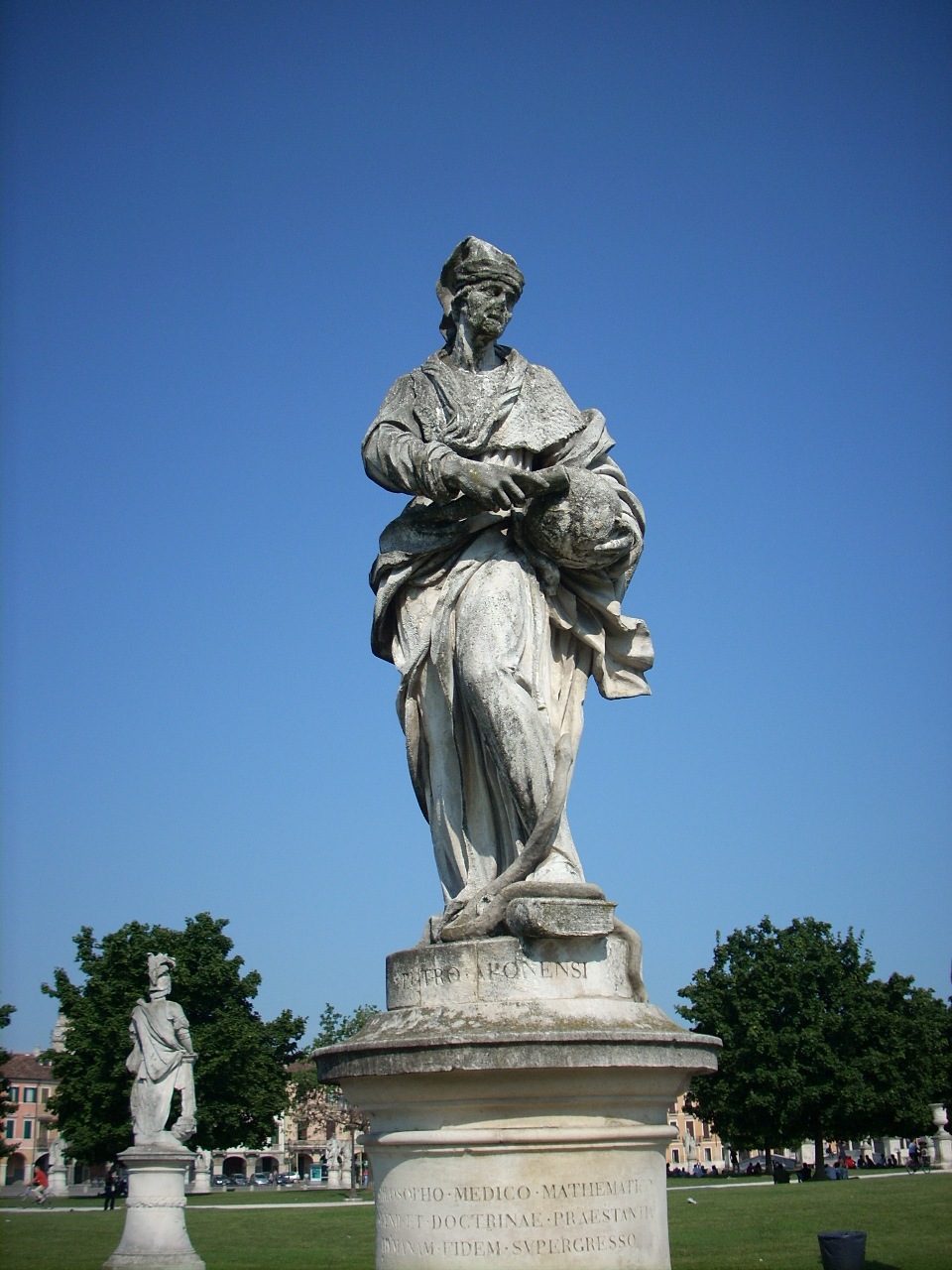 Peter of Abano statue, Prato della Valle, Padua - 02.JPG
